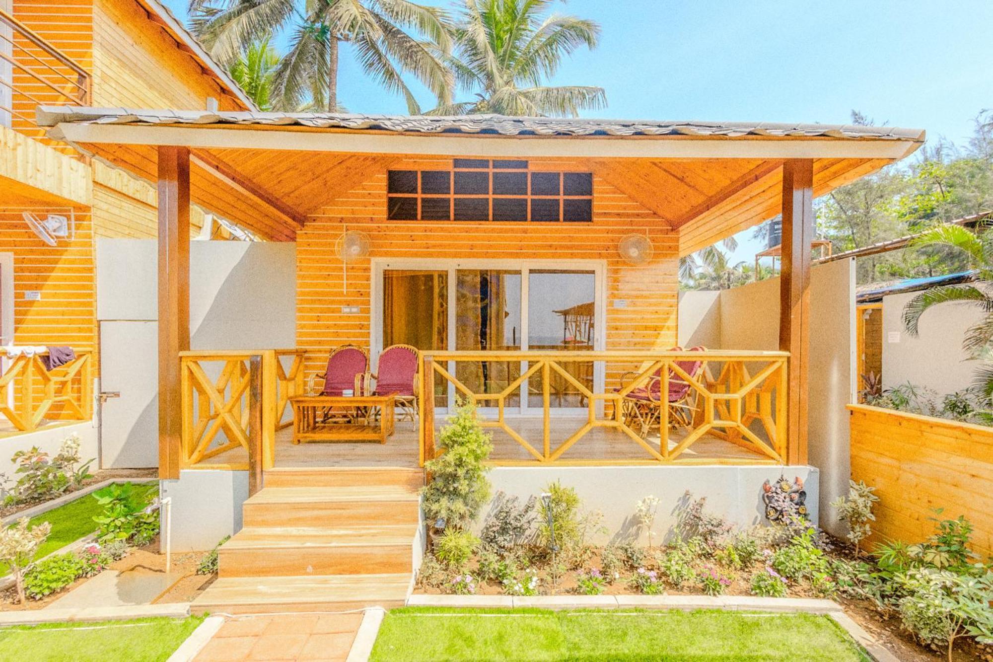 The O2H Agonda Beach Resort Exterior photo