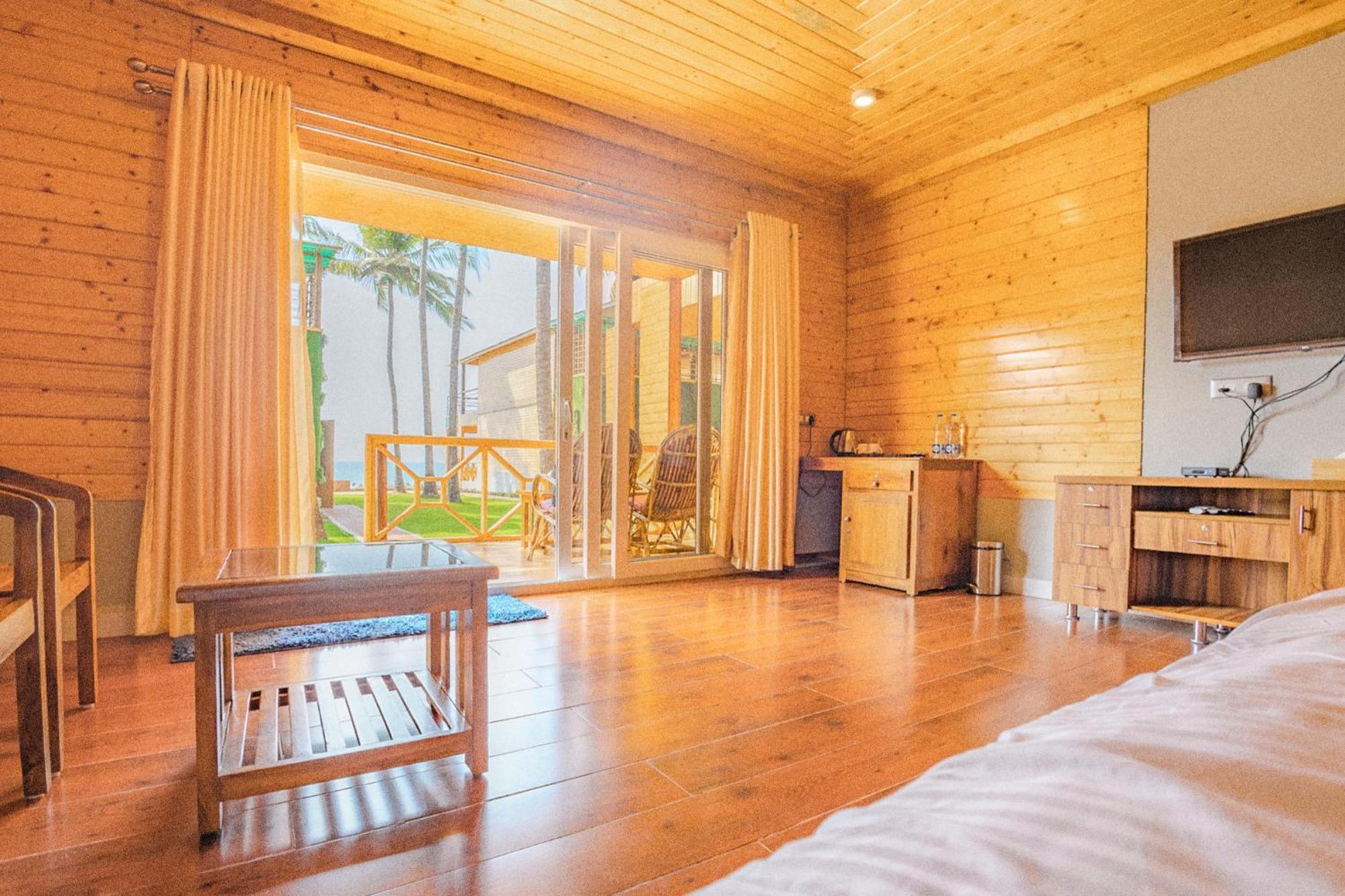 The O2H Agonda Beach Resort Exterior photo