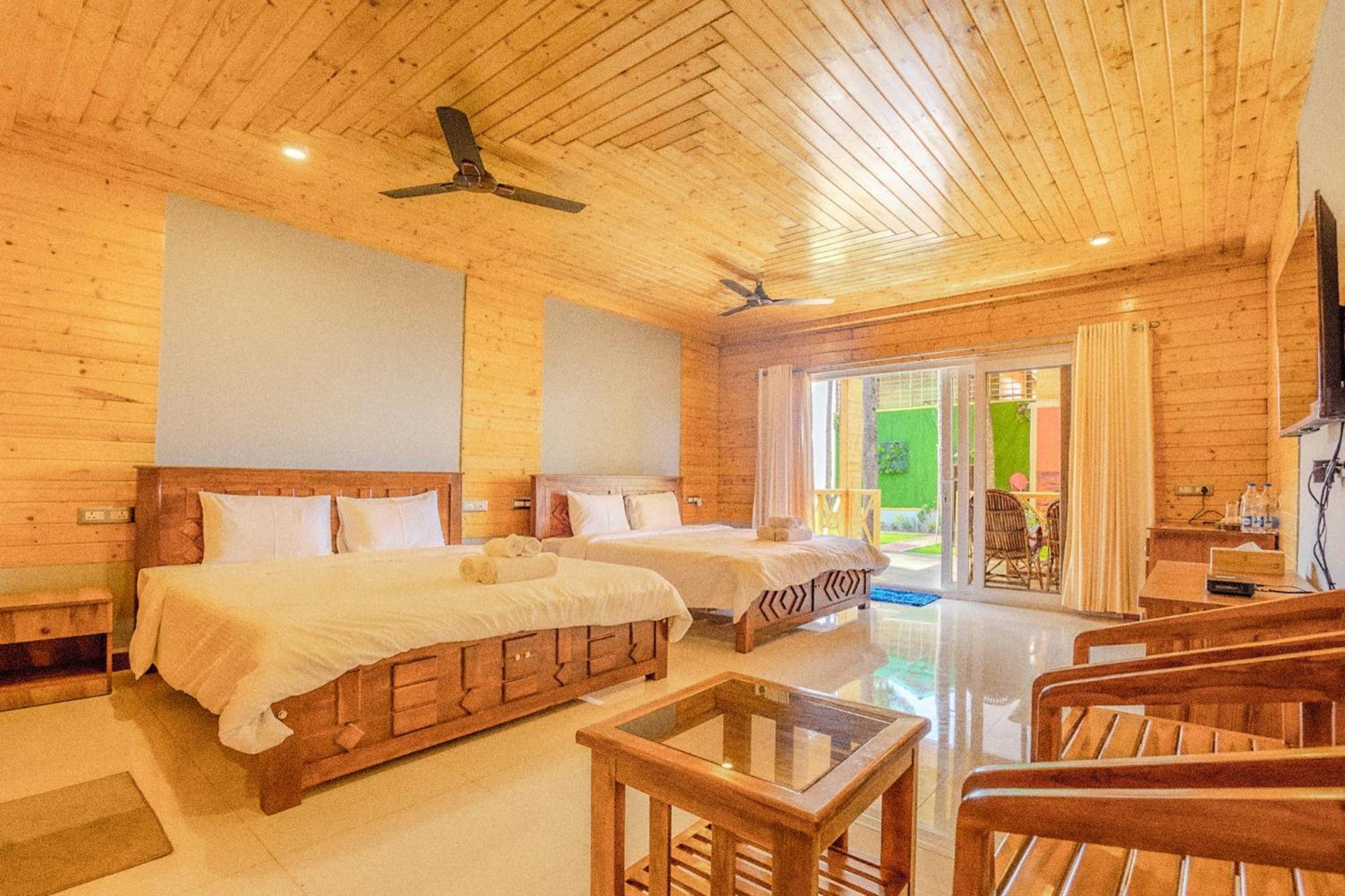 The O2H Agonda Beach Resort Exterior photo